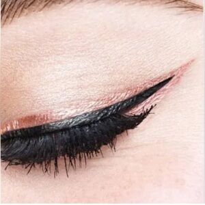 Lancome | Artliner | Rose Gold Metallic